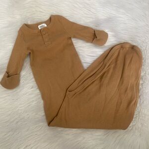 Mebie Baby Tan Long Sleeve Gown 0-3M